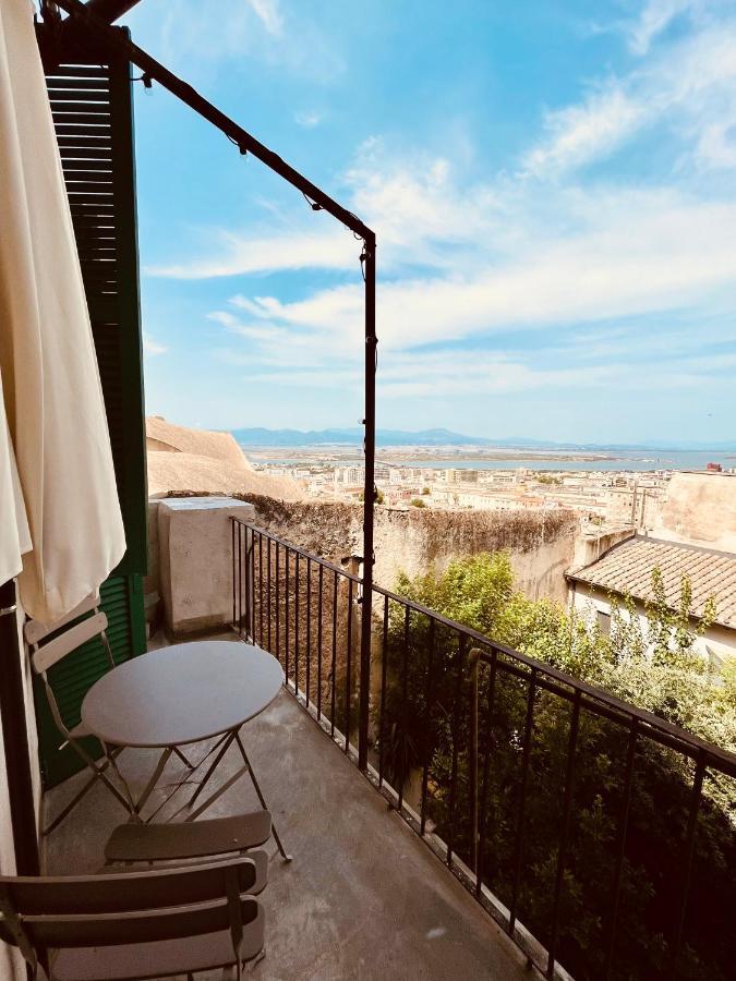 Antica Dimora La Madonnina, Residenza Storica Con Vista Incantevole A Cagliari Apartment Exterior foto