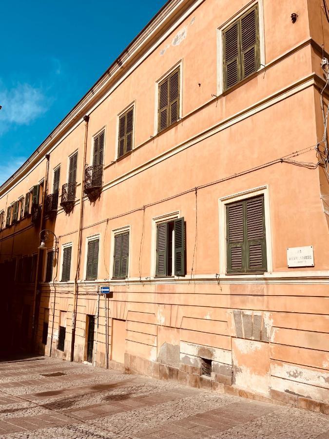 Antica Dimora La Madonnina, Residenza Storica Con Vista Incantevole A Cagliari Apartment Exterior foto