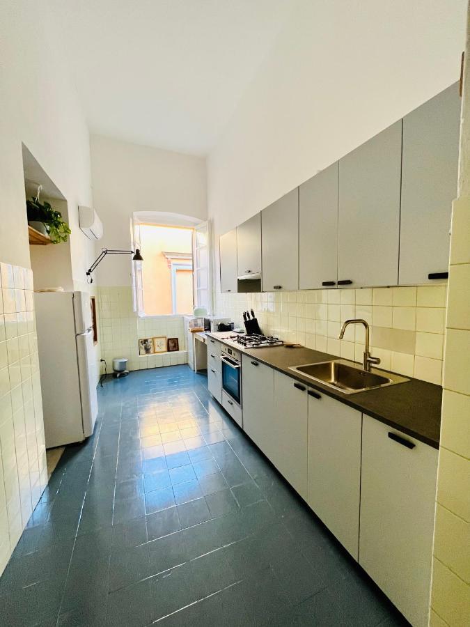 Antica Dimora La Madonnina, Residenza Storica Con Vista Incantevole A Cagliari Apartment Exterior foto